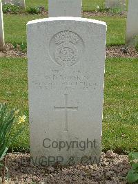 Reichswald Forest War Cemetery - Roberts, William Douglas