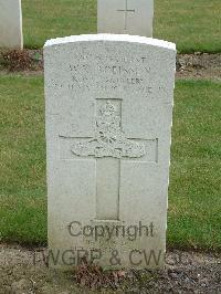 Reichswald Forest War Cemetery - Robinson, William Kenneth