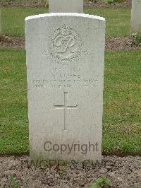 Reichswald Forest War Cemetery - Roffe, Alfred