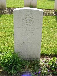 Reichswald Forest War Cemetery - Roots, Leslie Charles