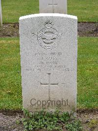 Reichswald Forest War Cemetery - Ross, John