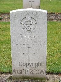 Reichswald Forest War Cemetery - Roth, Robert Tait