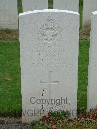 Reichswald Forest War Cemetery - Rough, Gordon