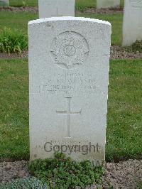 Reichswald Forest War Cemetery - Rowlands, John Wynne