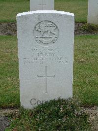 Reichswald Forest War Cemetery - Roy, John Edward