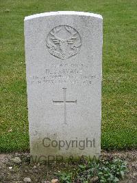 Reichswald Forest War Cemetery - Savage, Derrick John