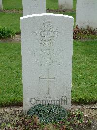 Reichswald Forest War Cemetery - Savage, Michael Gordon