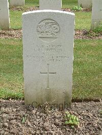 Reichswald Forest War Cemetery - Scottow, Cyril John