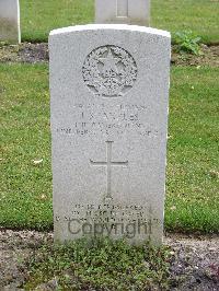 Reichswald Forest War Cemetery - Sharples, John