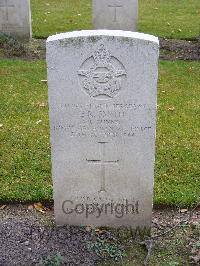 Reichswald Forest War Cemetery - Smith, Elliott Russell