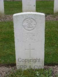 Reichswald Forest War Cemetery - Smith, George William