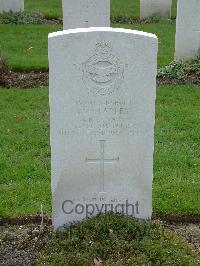 Reichswald Forest War Cemetery - Stapley, Roy Stuart