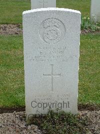 Reichswald Forest War Cemetery - Stinson, Ernest