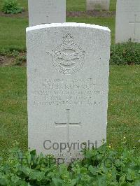 Reichswald Forest War Cemetery - Stronach, Donald