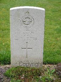 Reichswald Forest War Cemetery - Sumner, Clifford