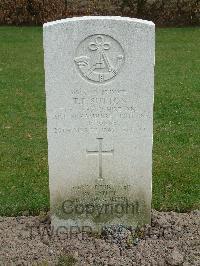 Reichswald Forest War Cemetery - Sutton, Thomas Patrick