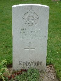 Reichswald Forest War Cemetery - Swihura, Andrew Anthony