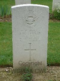 Reichswald Forest War Cemetery - Taylor, Arthur William Ernest