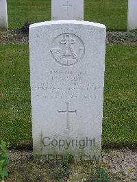 Reichswald Forest War Cemetery - Taylor, Frank