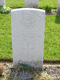 Reichswald Forest War Cemetery - Taylor, George Henry