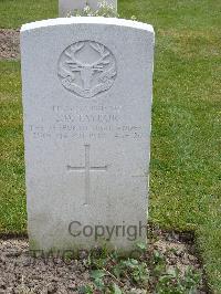 Reichswald Forest War Cemetery - Taylor, James Duncan