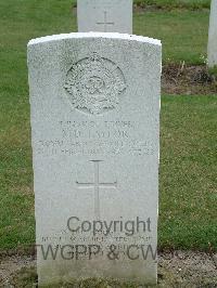 Reichswald Forest War Cemetery - Taylor, Matthew Dugdale