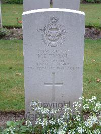 Reichswald Forest War Cemetery - Taylor, Malcolm Ernest