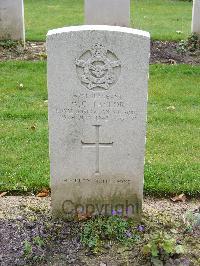 Reichswald Forest War Cemetery - Taylor, William George