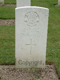 Reichswald Forest War Cemetery - Taylor, William Simmonds