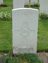 Reichswald Forest War Cemetery - Thomas, Cecil Algot