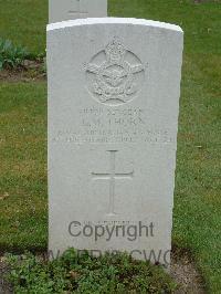 Reichswald Forest War Cemetery - Thorn, Charles Maxwell