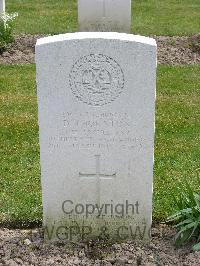 Reichswald Forest War Cemetery - Thornton, Daniel