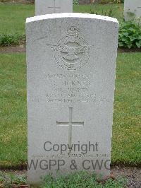 Reichswald Forest War Cemetery - Tickner, Gerald