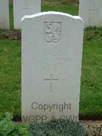 Reichswald Forest War Cemetery - Tixhon, W