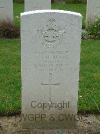 Reichswald Forest War Cemetery - Tredinnick, Francis Gerald