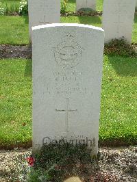 Reichswald Forest War Cemetery - Trott, Arthur