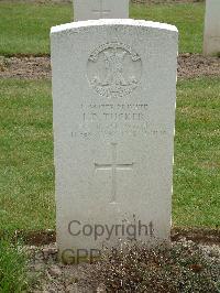 Reichswald Forest War Cemetery - Tucker, Leslie Daniel