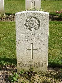 Reichswald Forest War Cemetery - Wade, Reginald Harold