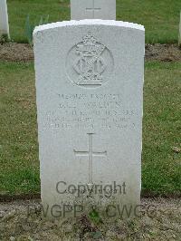 Reichswald Forest War Cemetery - Walden, Barry Charles James