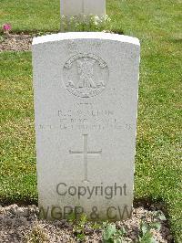 Reichswald Forest War Cemetery - Walton, Robert Cyril