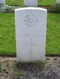 Reichswald Forest War Cemetery - Warwick, Douglas William