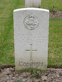 Reichswald Forest War Cemetery - Watts, John Albert