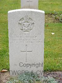 Reichswald Forest War Cemetery - Whale, William John Latchford