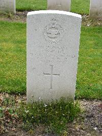 Reichswald Forest War Cemetery - Whittle, Tom