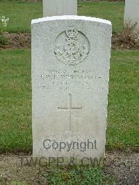 Reichswald Forest War Cemetery - Whitworth, Thomas William Ernest