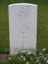 Reichswald Forest War Cemetery - Wilde, Colin