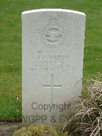 Reichswald Forest War Cemetery - Wilton, Raymond Howard