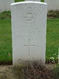 Reichswald Forest War Cemetery - Witcomb, Leslie John