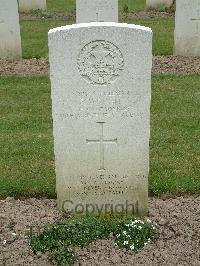 Reichswald Forest War Cemetery - Wright, Sennaah