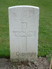 Reichswald Forest War Cemetery - Yates, Victor John